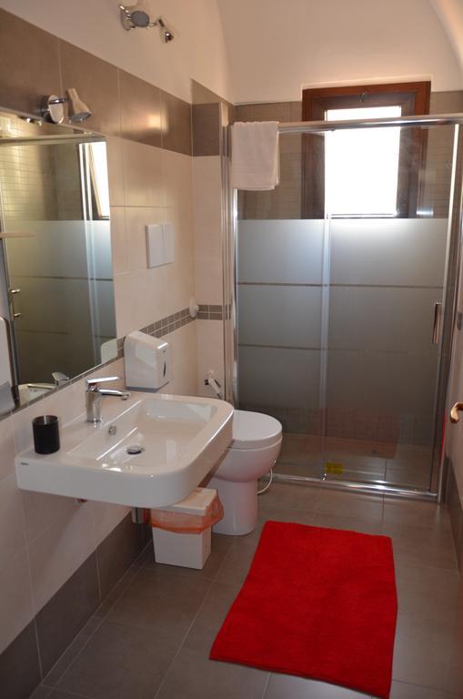 Ro.Ri. Rooms San Vito Lo Capo Ruang foto