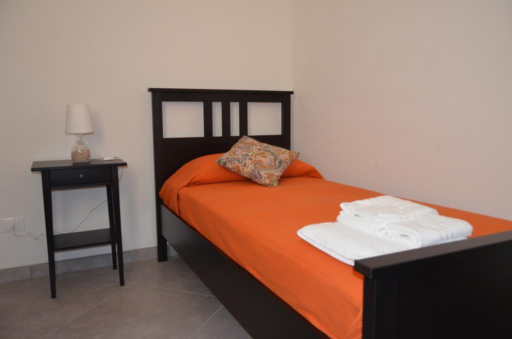 Ro.Ri. Rooms San Vito Lo Capo Ruang foto