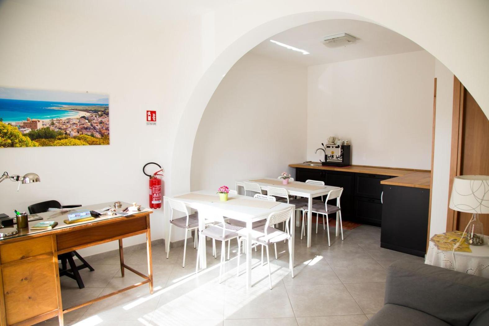 Ro.Ri. Rooms San Vito Lo Capo Bagian luar foto